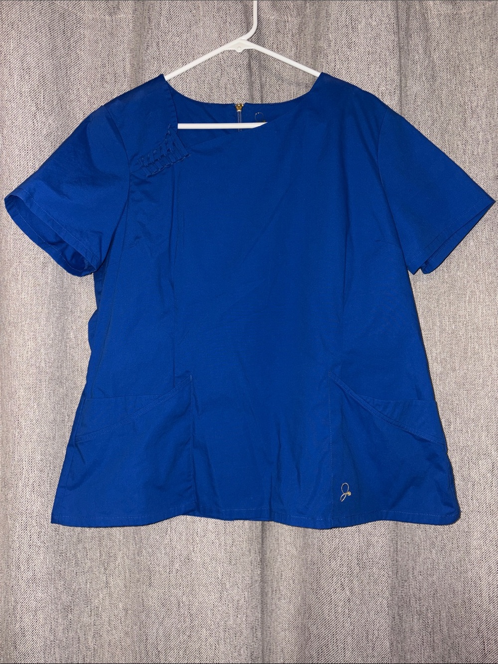 Jaanuu Royal Blue Women's Scrub Top Legacy style J96014